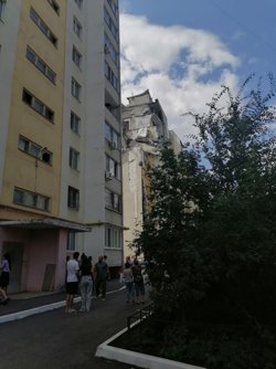 В жилом доме взорвался газ