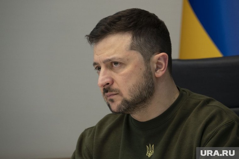 Украинский лидер Владимир Зеленский получил «выстрел в спину» от союзников, о чем предупреждали еще заранее