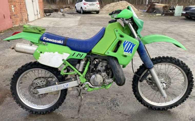 Kawasaki KDX 200SR создан в 1983 году