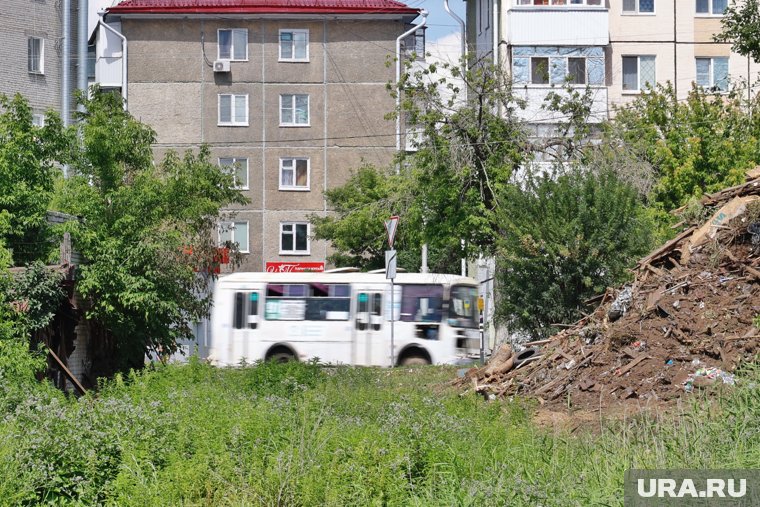 В Кургане занялись благоустройством территории рядом с ЦПКиО