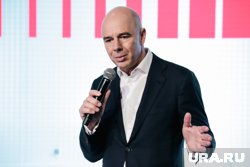 Силуанов стал главой Минфина в декабре 2011 года