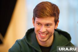 Смолов активно занимается благотворительностью