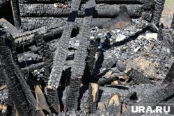 На пожаре работали восемь спасателей и три единицы техники