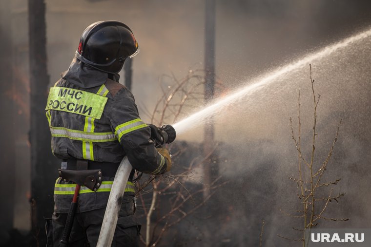 Пожар на нефтебазе вызвал удар украинского беспилотника