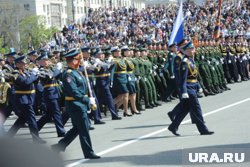 Парад Победы и Бессмертный полк в Челябинске посетило больше всего человек