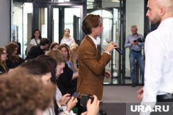 Журналист URA.RU Илья Шмелев спросил у Александр Моора, как остановить обмеление Туры