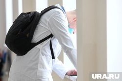 Абитуриенты из ХМАО не остаются работать в Свердловской области