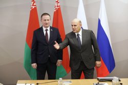 Премьер Михаил Мишустин рассказал, что постоянно созванивается по телефону с белорусским коллегой Александром Турчиным