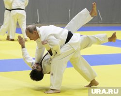 Путин является мастером спорта по дзюдо и самбо