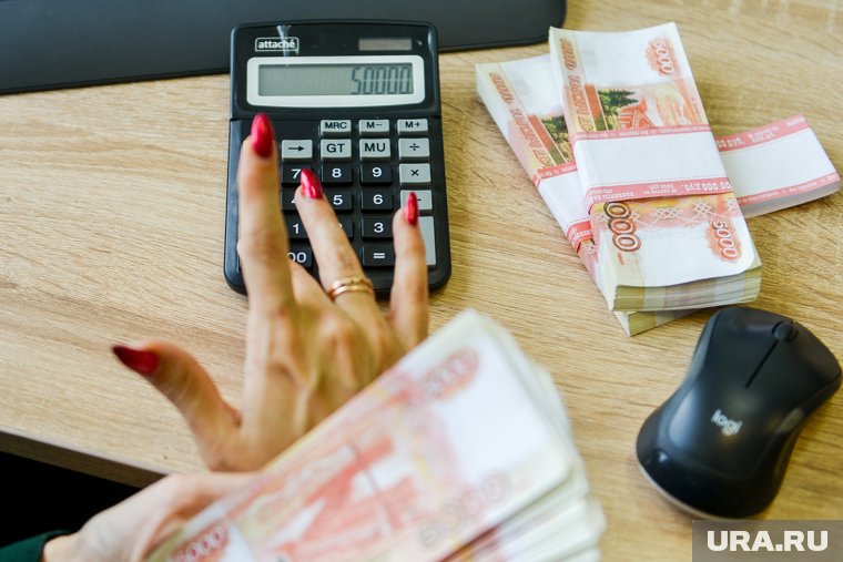  Молодых специалистов интересует, где можно быстро заработать 