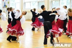 У каждого поколения бальников есть свои приметы перед выступлением