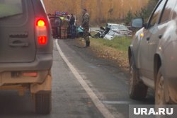 В ДТП пострадал водитель и пассажир перевернувшегося авто