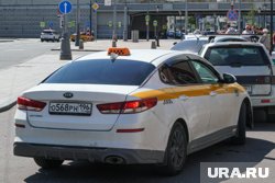 Краснов поручил проверить цены на такси