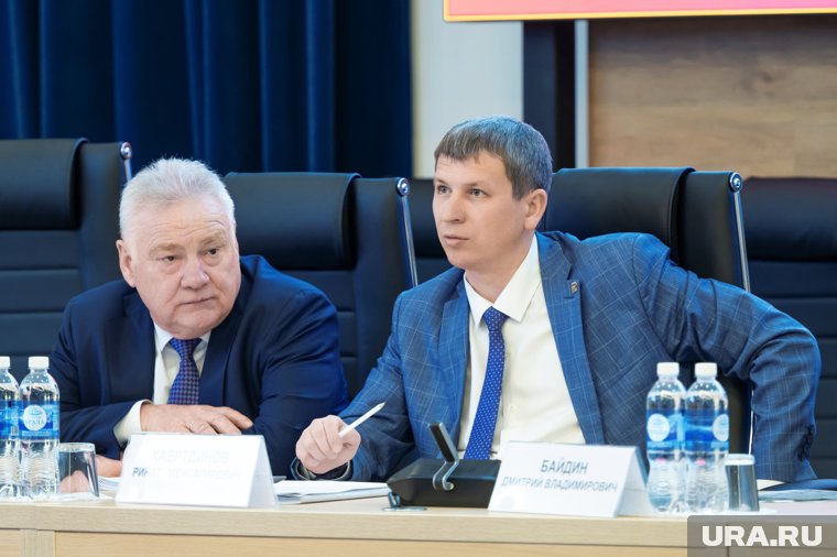 Рината Хаертдинова (справа) провожали в отставку с 2024 года