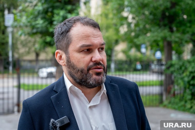 Александр Григоренко писал свое произведение меньше года