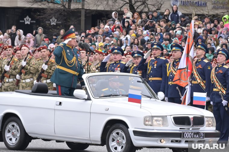 Войсками командует генерал-майор Николай Братухин