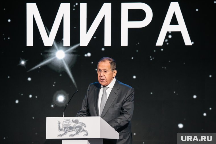 Главы МИД РФ и Индии обсудили ситуацию с конфликтом на Украине и на Ближнем Востоке