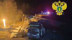 Экстренные службы ведут разбор завалов