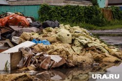 В ЯНАО прокуратура обнаружила несанкционированные свалоки в районе гаражного кооператива в Салехарде 