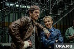 Концепция «Майора Грома: Сериала» заключается в перемонтаже полных метров с добавлением новых сцен