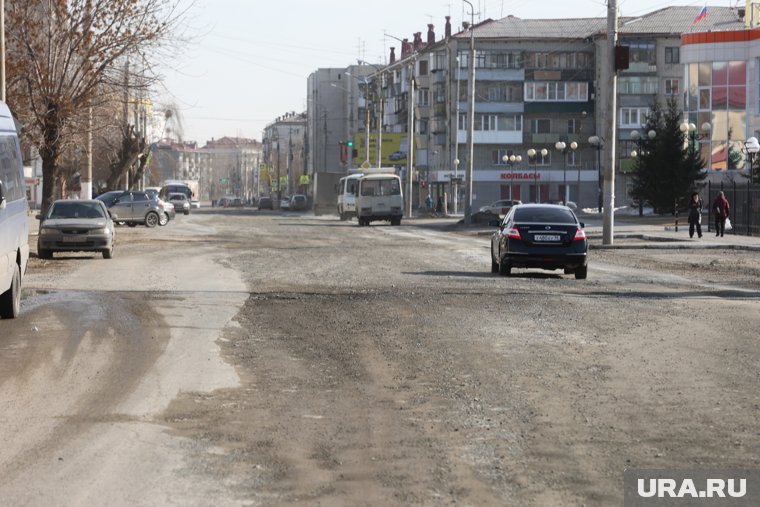 В Кургане с 8 по 21 сентября закроют улицу Куйбышева для всех видов транспорта