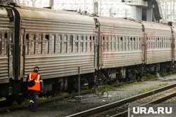 Железнодорожные службы работают над устранением последствий