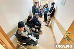 Иностранцам в 2026 году выдадут 25 разрешений на временное проживание в Челябинской области