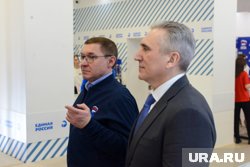 Владимир Якушев собрал тюменских единороссов на форум муниципальных депутатов