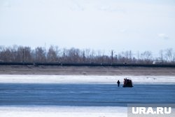 Нахождение на льду осенью грозит не только штрафом, но и опасностью для жизни