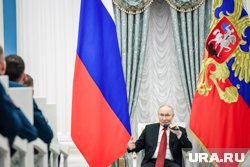 Награды отца Путина представят на стенде Дома семейных традиций