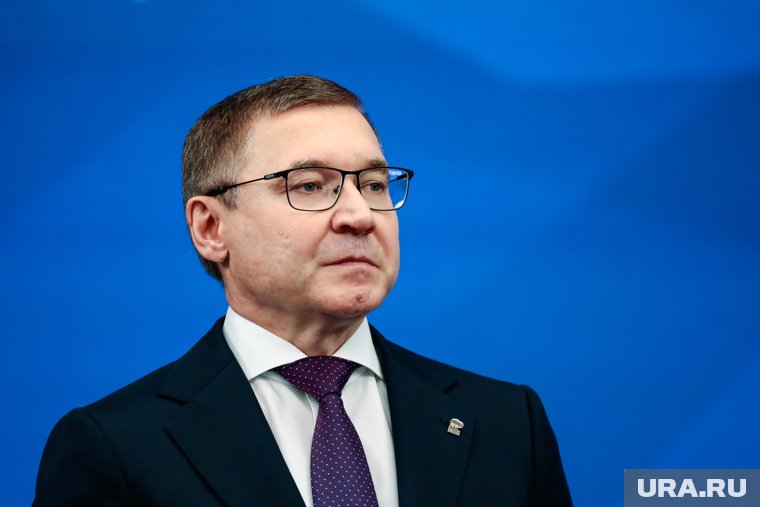 Якушев поздравил участников форума с Днем местного самоуправления