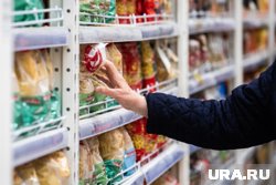 Экономист анонсировал падение цен на продукты и другие товары