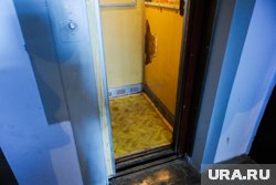 Преступник зашел за ребенком в лифт и напал
