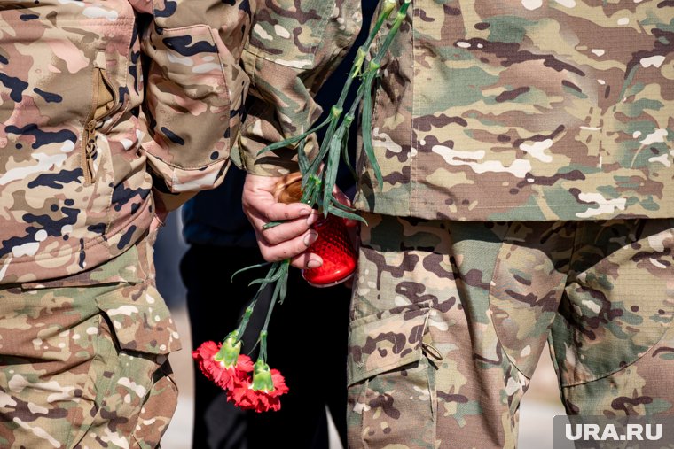 Бойцов похоронят в один день