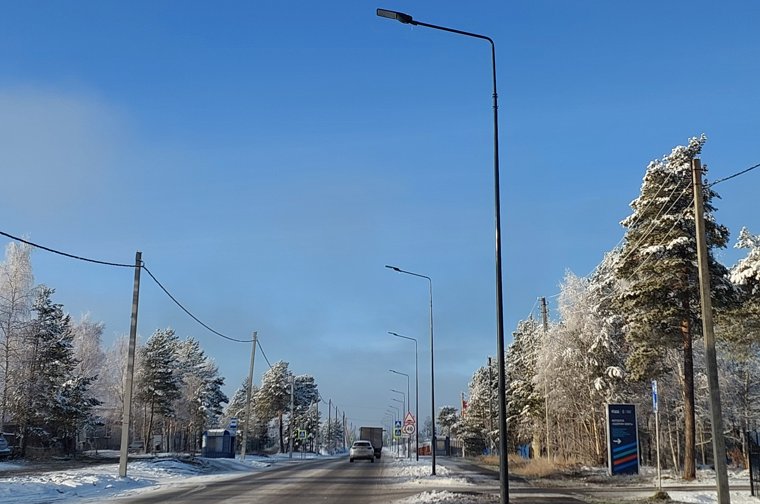 Новое уличное освещение смонтировано на улице Уренгойской