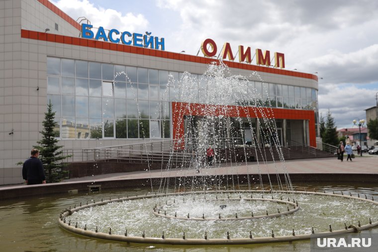 На сайте 2 ГИС отзывы о бассейне противоречивы