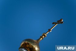 По мнению Кульпинова, десятина позволит поддерживать храмы в красоте, а священников в достатке