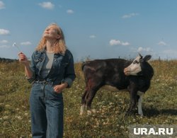  Совсем недавно Денис снимал Юлию Пересильд
