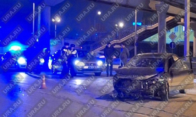 Место аварии, пострадавшая Mitsubishi