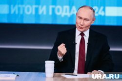 Путин ознакомился с учениями ко Дню ВМФ