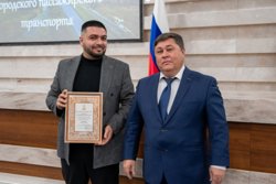 Давид Сарашвили получил благодарность из рук Дениса Напольских