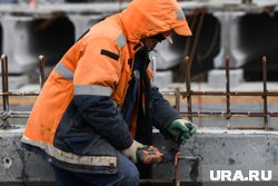 Подрядчик не смог вовремя сдать набережную в Нижневартовске из-за проблем с поставками