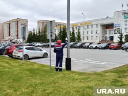 В Лангепасе продолжается реконструкция объектов уличного освещения