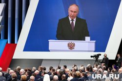 Президент обращается к Федеральному собранию с ежегодными посланиями о положении в стране