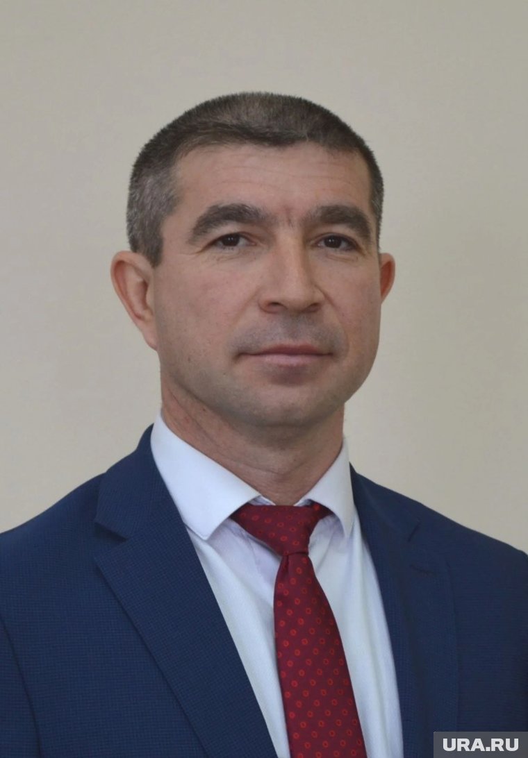 В 2019–2020 годах он возглавлял Земское собрание Бардымского муниципального района пятого созыва