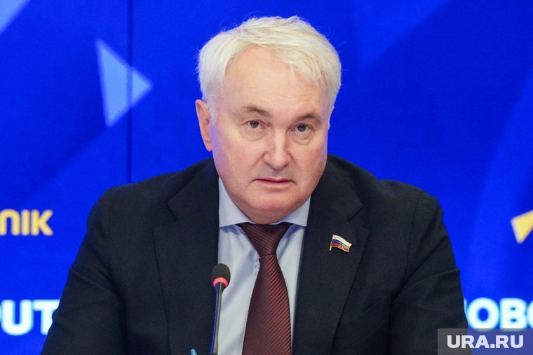 ВС РФ добиваются успеха в зоне СВО, заявил Картаполов
