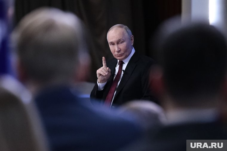 Путин ответил на 70 вопросов в ходе прямой линии