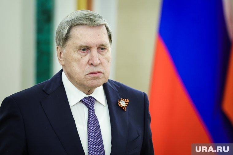 Ушаков заявил, что Путин проведет в Китае четыре дня