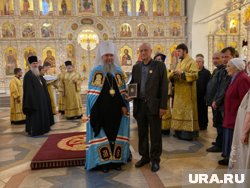 Митрополит Евгений отметил наградой заслуги Алексея Воробьева