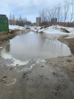 Дорога к 18 школе стала похожа на квест 